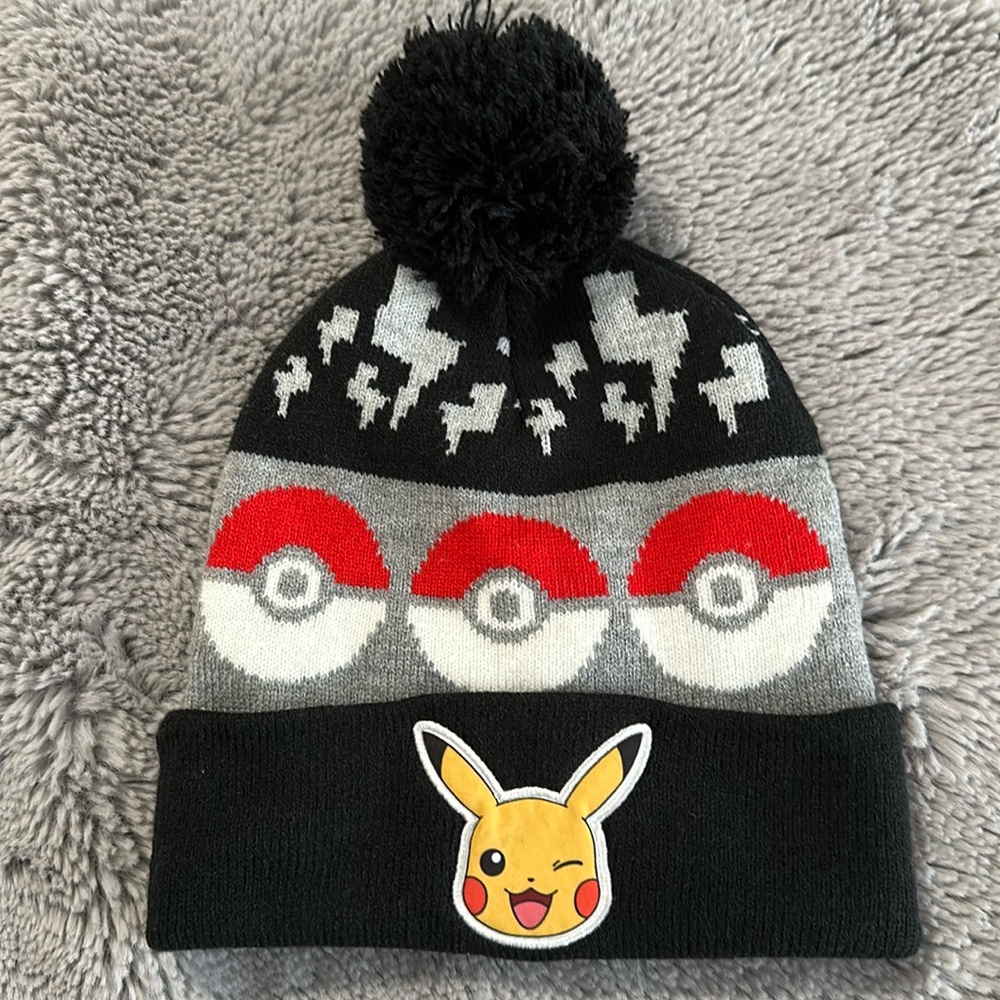 Pokémon Pikachu knitted Beanie Big Kids Size Small